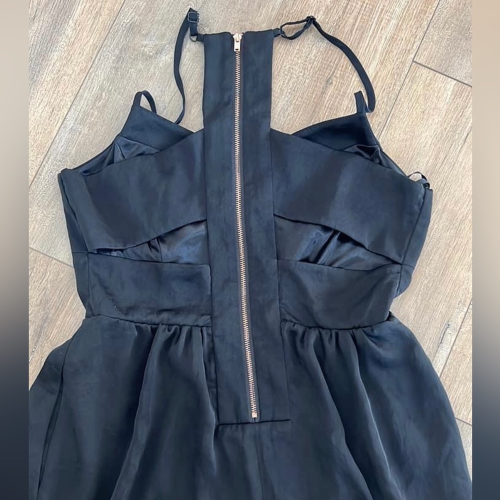 BCBG dress size 6